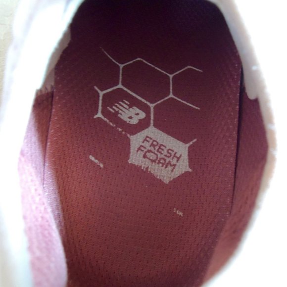 New Balance Pink & White Fresh Foam Athletic Running Shoes 6.5 - Picture 7 of 10